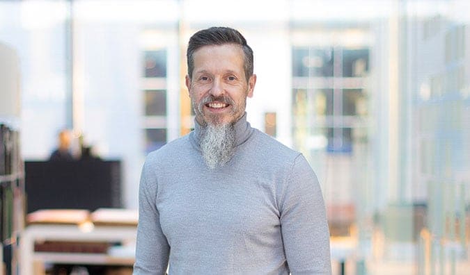 Patrick-Picavet-standing-thumbnail