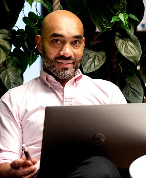 img_careers_IT_page_CTA_v2