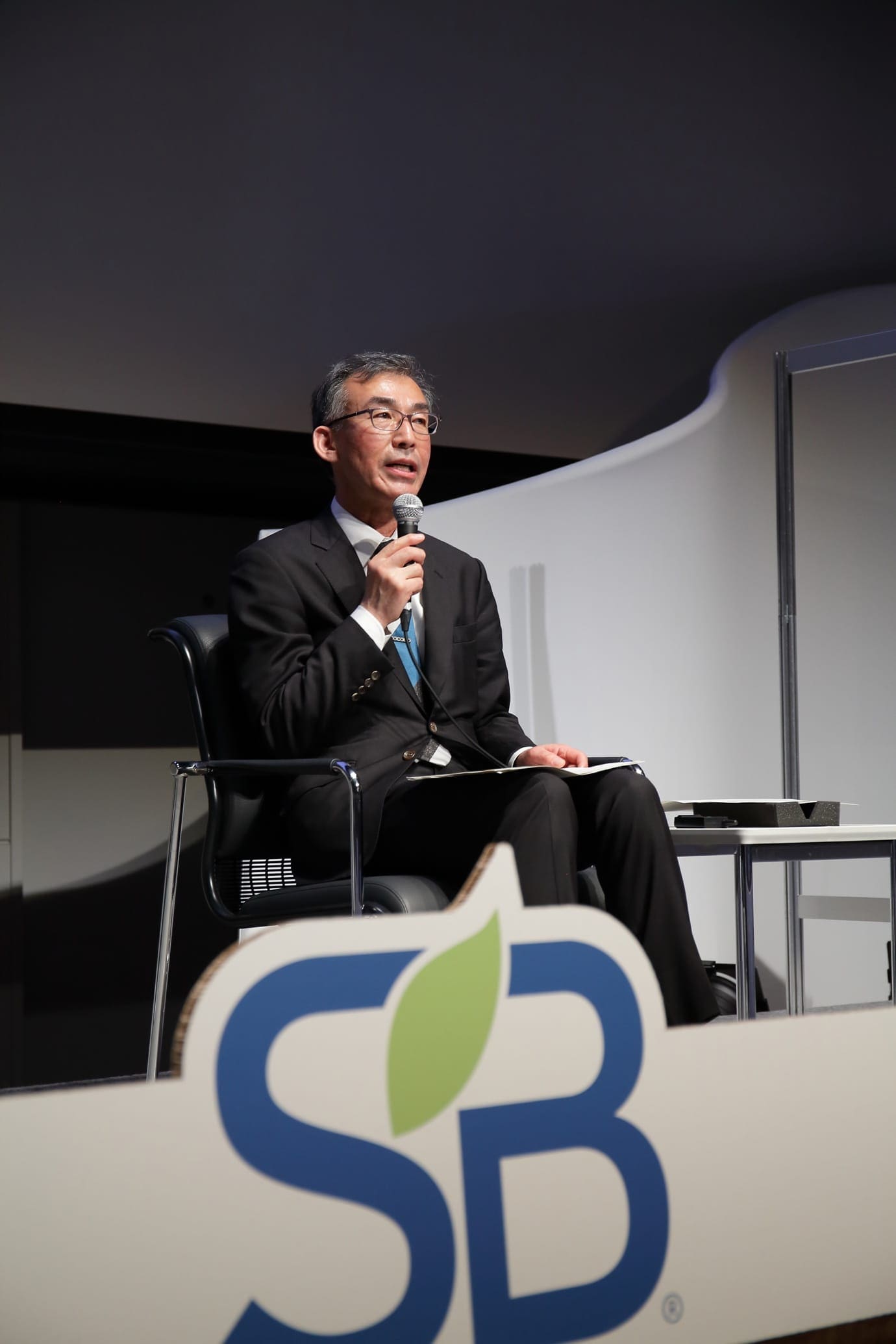 平泉町観光商工課　課長　八重樫忠郎様（当時）