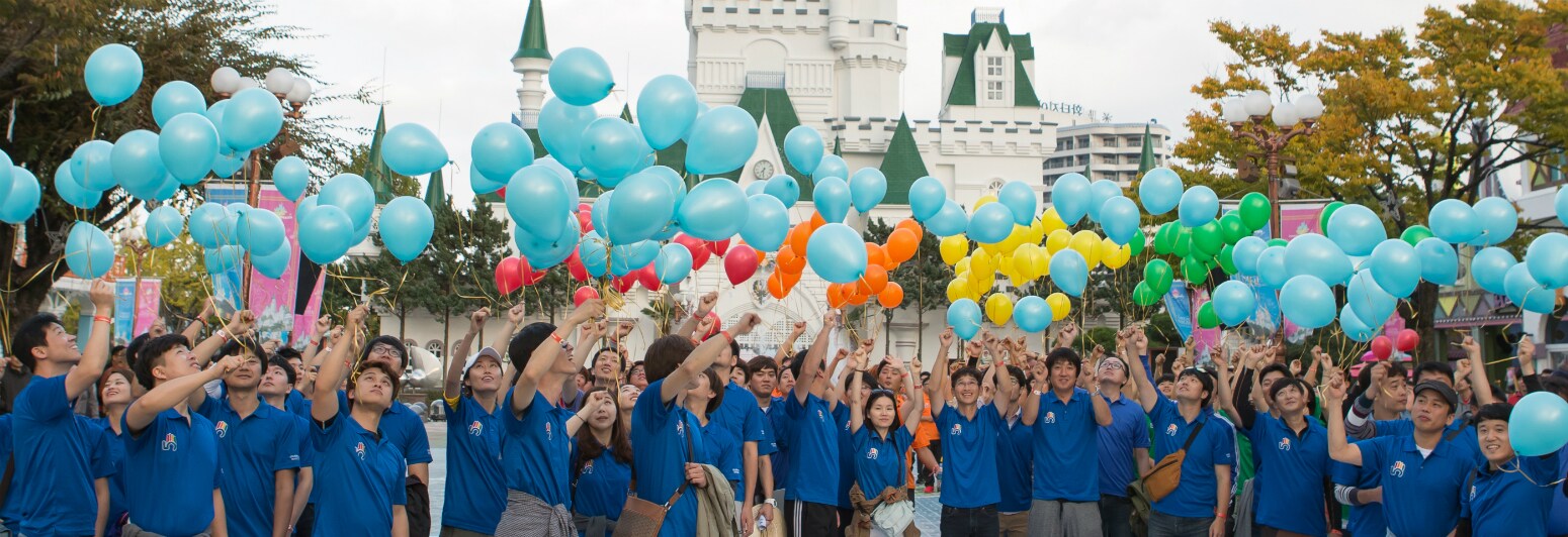 pmi-employees-balloons-korea pmi-employees-balloons-korea