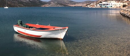Astypalea-boat-crop-1