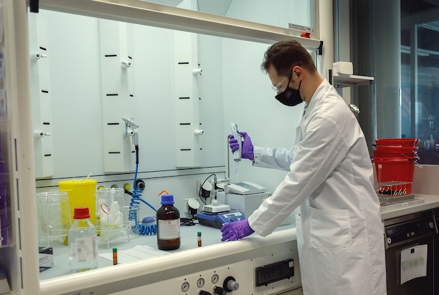 Male scientist working in a laboratory