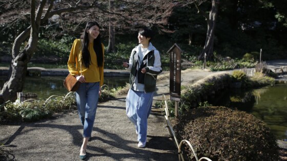 Decline cigarettes sales Japan thumbnail