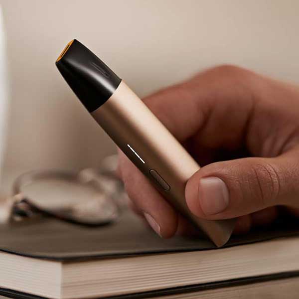 IQOS VEEV e-vapor product