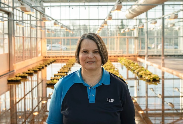 An employee at PMI’s plant research facility in Switzerland.