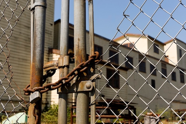 Illegal cigarette factories thumbnail