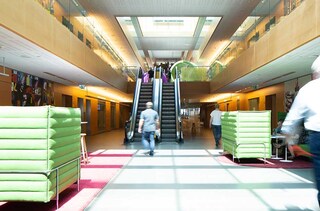Lausanne-main-entrance-section-highlight